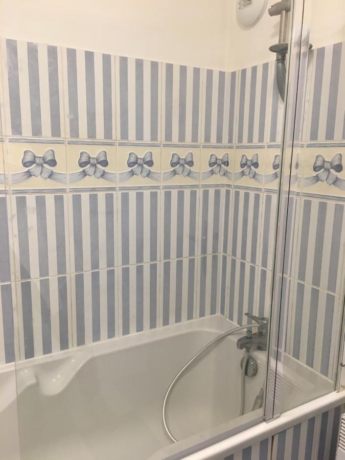Apartment Cap'tain Kipper , Vue Mer, 2 , Garage Ferme ,